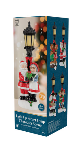 Light Up Street Lamp Two Figure Scene 36cm Asst