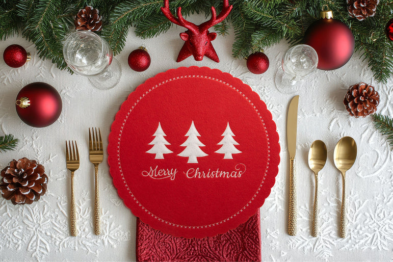 Christmas Placement Red Felt 35cm Asst