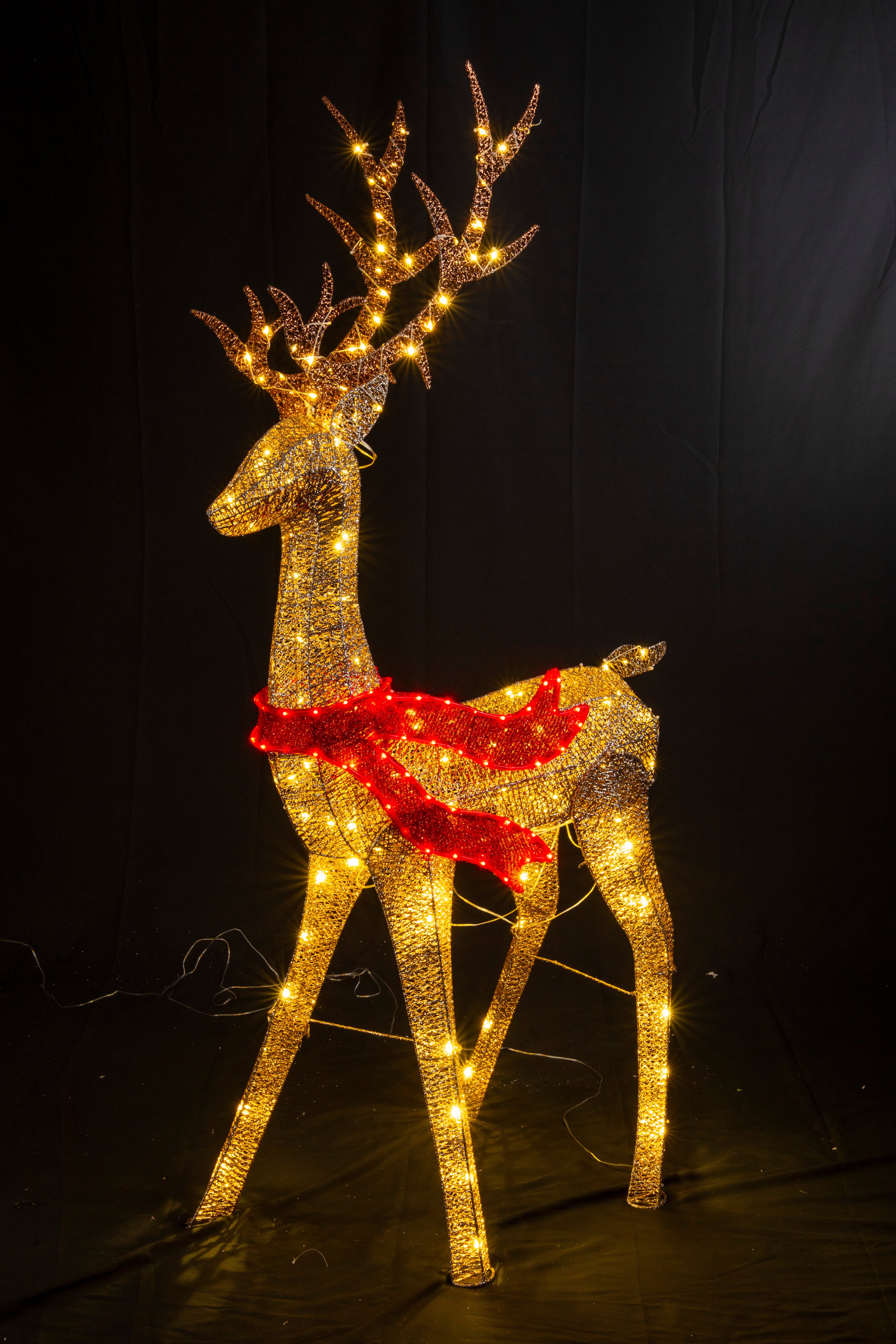 LED Glitter Thread Giant Gold Reindeer Twinkle 180cm