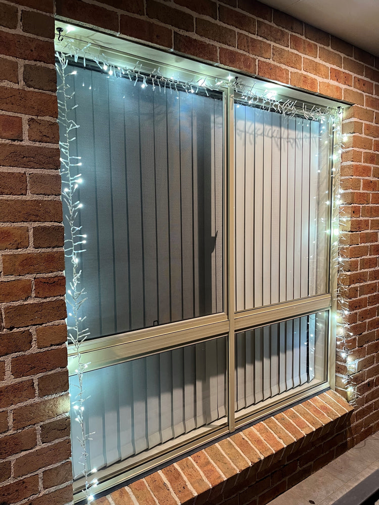 LED Cluster Crazy 100% Twinkle 6M Chain or 360m Curtain