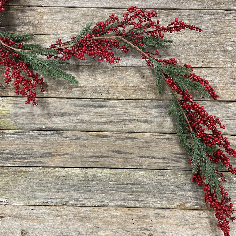 Super Berry Foliage Garland